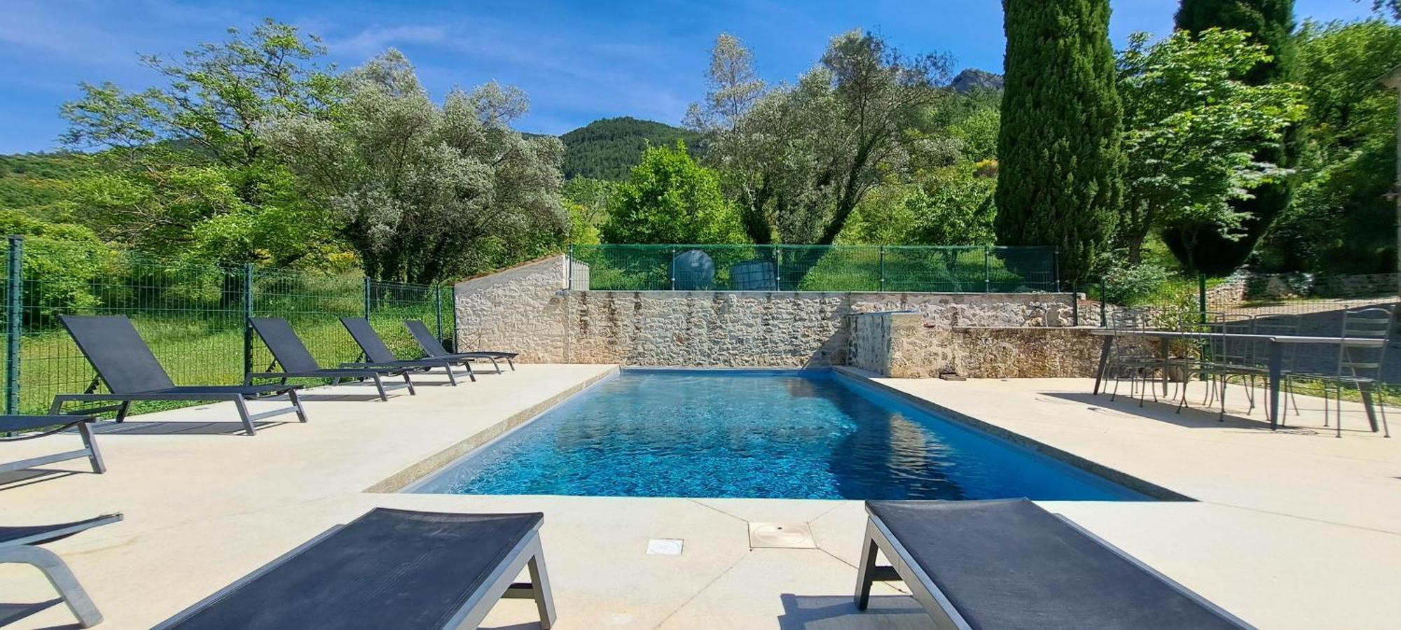 Le Mas Des Fontettes, Gite 14 Personnes, Piscine Chauffee, Propriete 5Ha, Barbecue Sahune Buitenkant foto