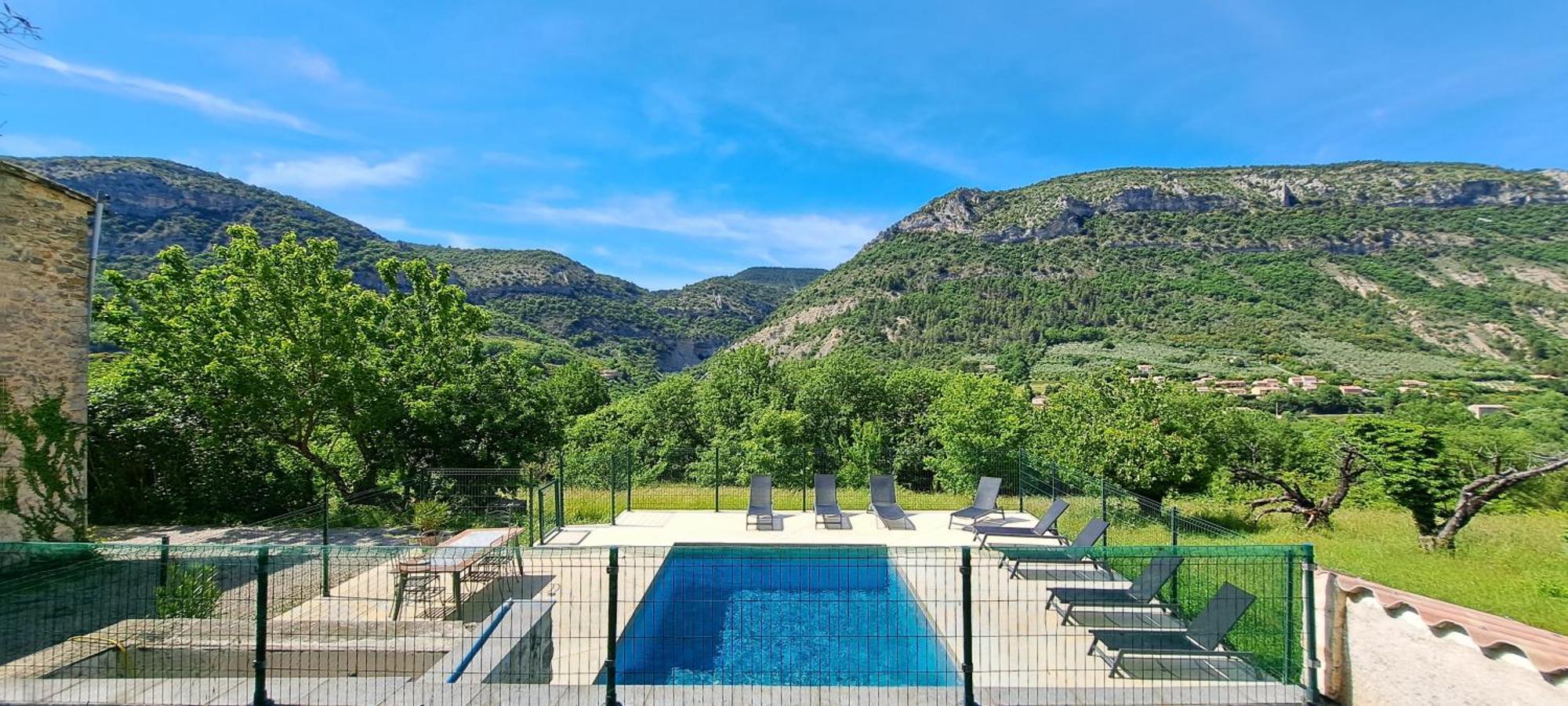 Le Mas Des Fontettes, Gite 14 Personnes, Piscine Chauffee, Propriete 5Ha, Barbecue Sahune Buitenkant foto