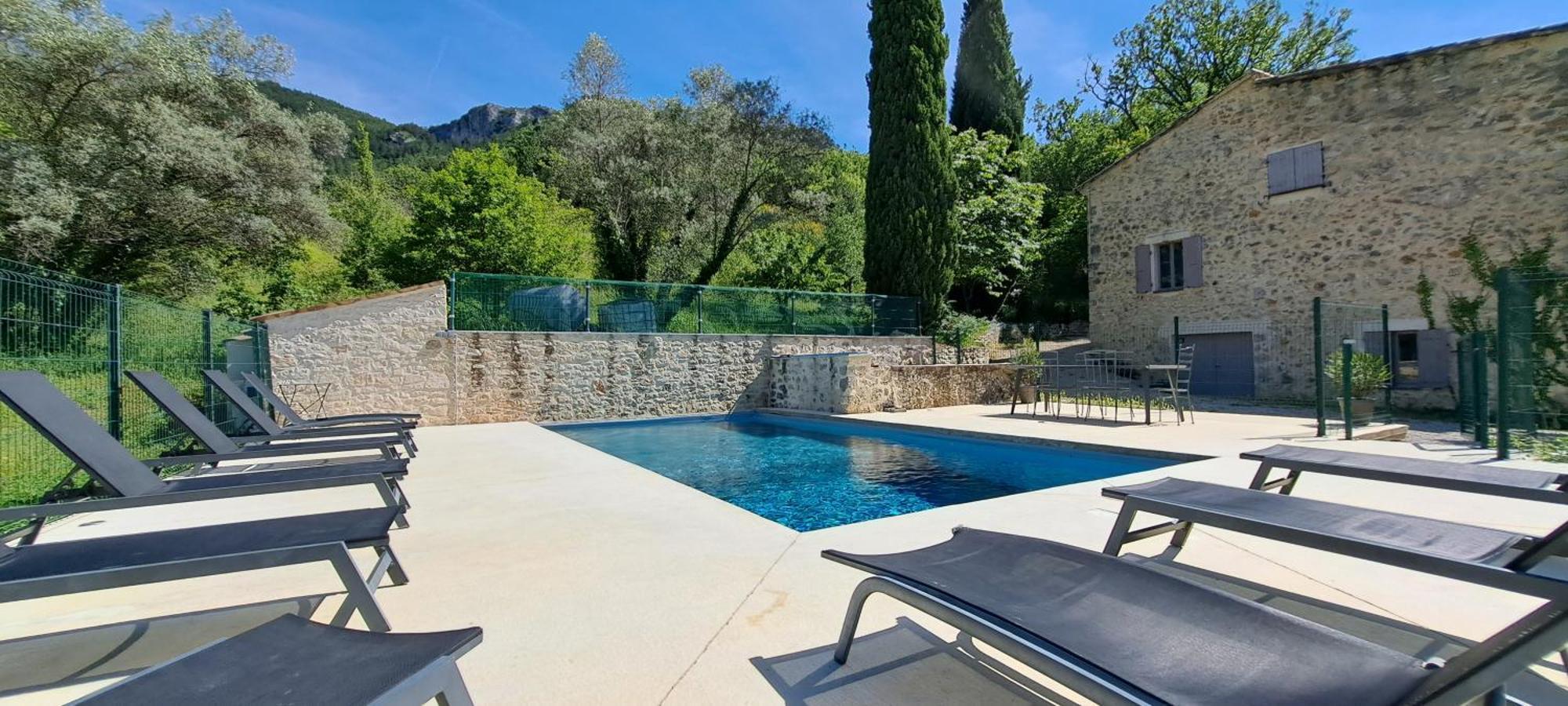 Le Mas Des Fontettes, Gite 14 Personnes, Piscine Chauffee, Propriete 5Ha, Barbecue Sahune Buitenkant foto